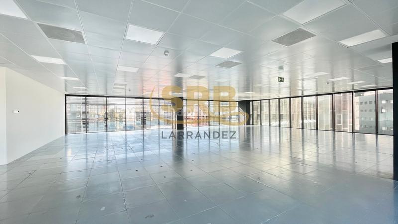 Foto 7919abd9-36f0-4afe-9e37-ac160bd90f65. Rent office space with heating parking in Poblenou Barcelona