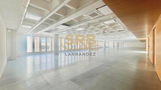 Alquiler Oficina  Carrer d'aribau. Oficinas diáfanas, muy luminonas y espaciosas, en calle aribau