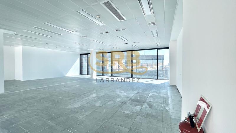 Foto a56e0c9e-886f-49bf-b917-7cd39a6f3be3. Location bureau avec chauffage parking dans Diagonal Mar i el Front Marítim del Poblenou Barcelona