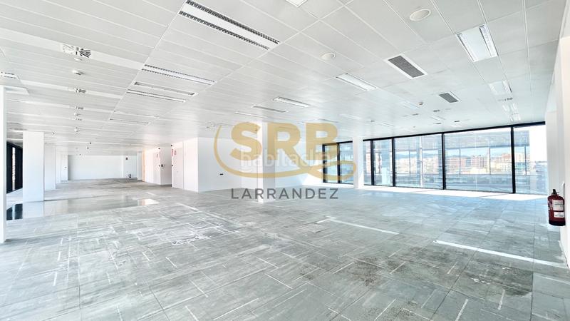 Foto 552d26bf-f1ae-4aa6-ba15-c7200989a6e4. Rent office space with heating parking in Diagonal Mar i el Front Marítim del Poblenou Barcelona