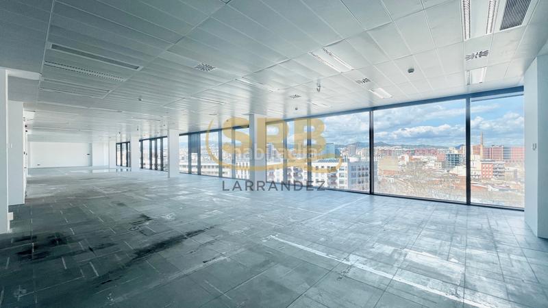 Foto 5e1d6701-8c56-4851-af1f-262344547a92. Rent office space with heating parking in Diagonal Mar i el Front Marítim del Poblenou Barcelona