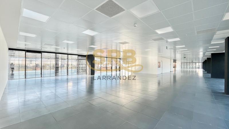 Foto 55323a18-ace5-4921-91ed-da052da4e2a2. Rent office space with heating parking in Poblenou Barcelona