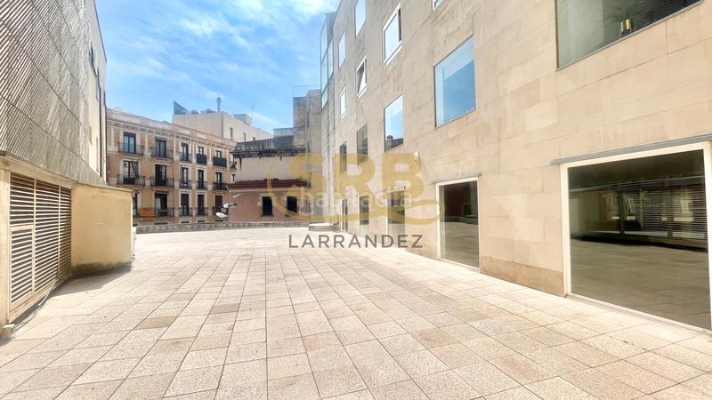 Foto 27b9faef-9024-4847-bb22-6d00f6f1fcd9. Rent office space with heating in Gòtic Barcelona