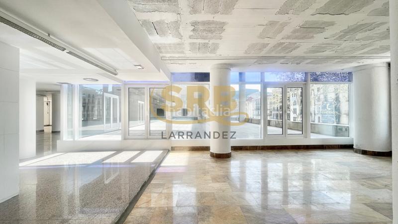 Foto 739474ed-91b4-47ff-b5ea-63bd6cde41ad. Rent office space with heating in Gòtic Barcelona