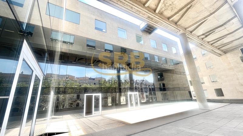 Foto 7678ce43-d799-4ce0-886f-0ad624e05ff0. Rent office space with heating in Gòtic Barcelona