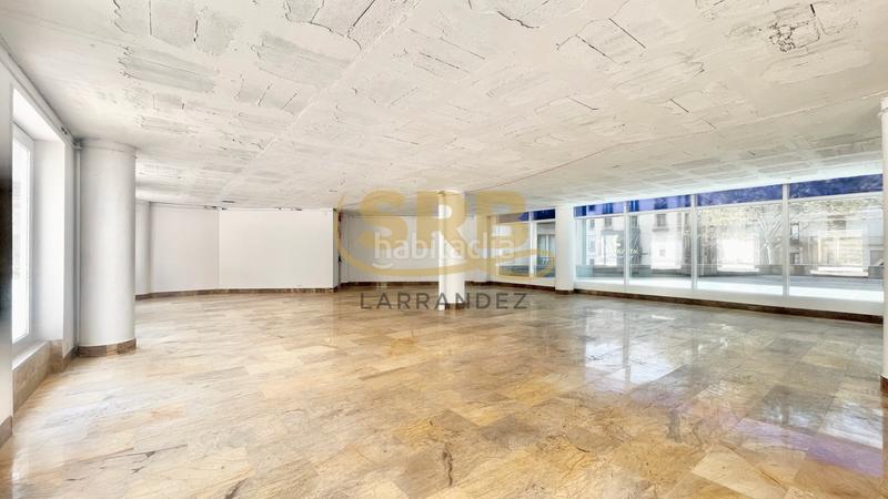 Foto d1d3979d-8d13-46e9-b157-82ab538acb75. Rent office space with heating in Gòtic Barcelona