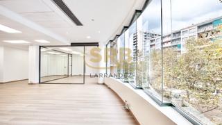 Location Bureau  Carrer del marquès de sentmenat. Oficina situada en calle marqués de sentmenat (les corts) de bar