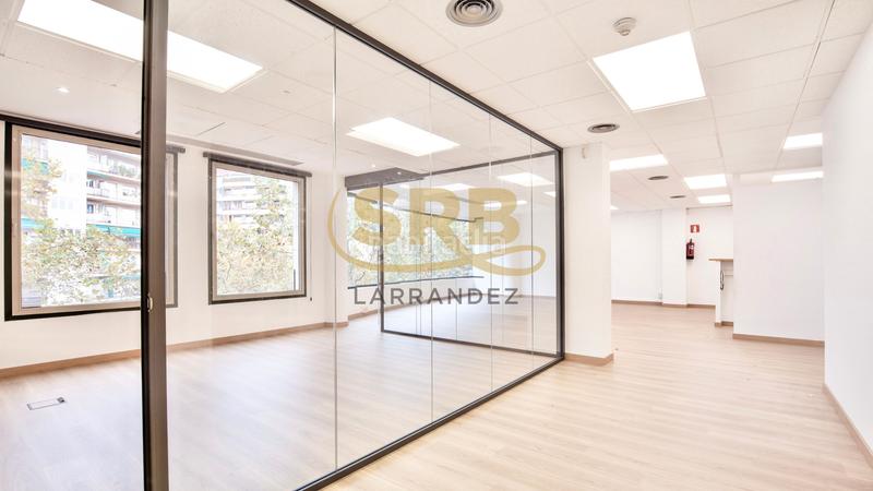 Foto 5c77d07b-4397-4875-beba-8a856f3e16b4. Location bureau dans Barri de les Corts Barcelona