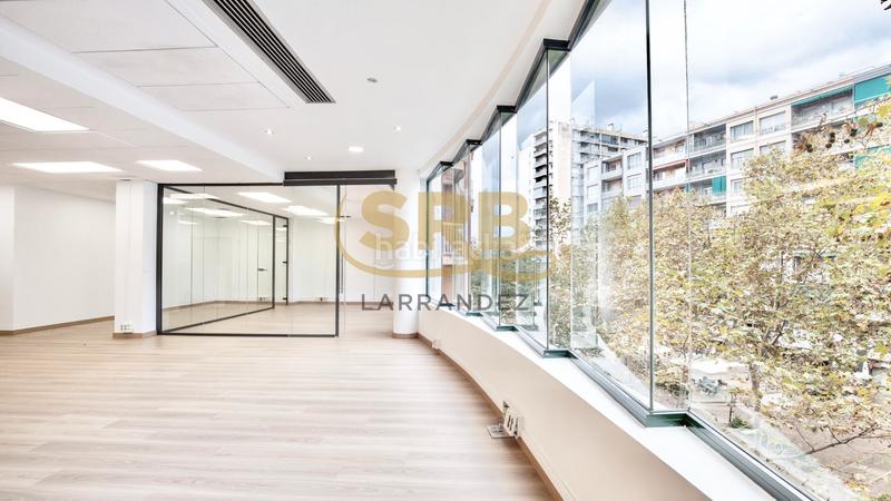 Foto 63eacb3f-8d48-42e2-9034-ea3f038d64d4. Location bureau dans Barri de les Corts Barcelona