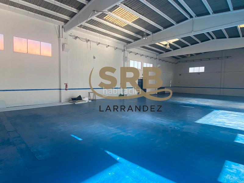 Foto 6faf92ba-a83d-4f41-9273-b991e3e09239. Nave industrial nave , con patio y oficinas en Sentmenat