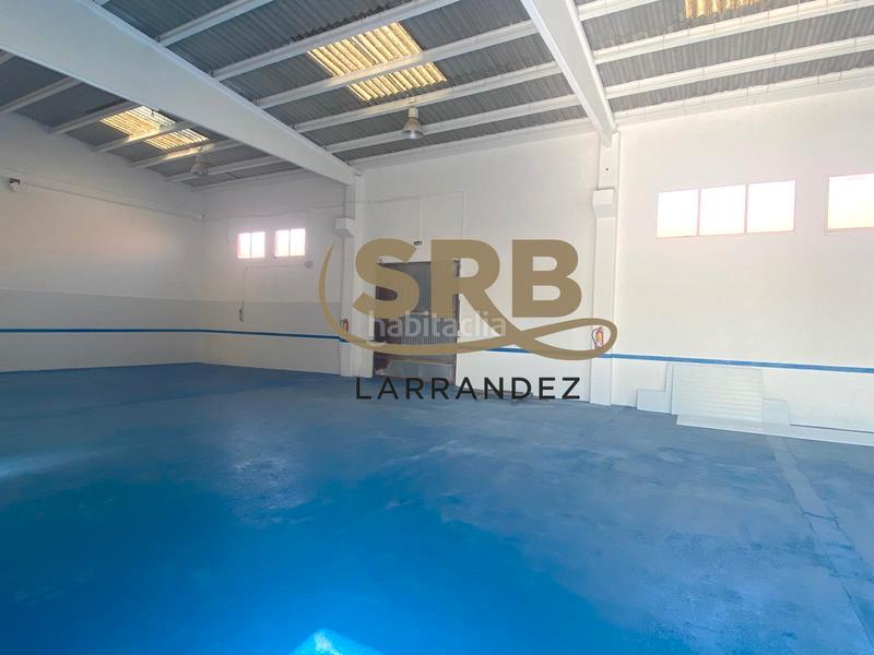 Foto 9ba36a30-f132-4bb3-b48f-ea244eafb469. Nave industrial nave , con patio y oficinas en Sentmenat