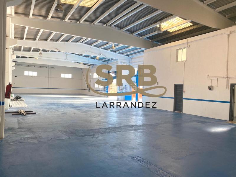 Foto d06011e6-ac5b-455d-8e67-b9b472f14083. Nave industrial nave , con patio y oficinas en Sentmenat