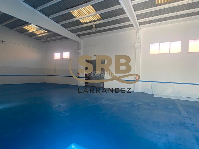 Foto e7a4f67e-8b06-4630-a576-5b986e6c517a. Nave industrial nave , con patio y oficinas en Sentmenat