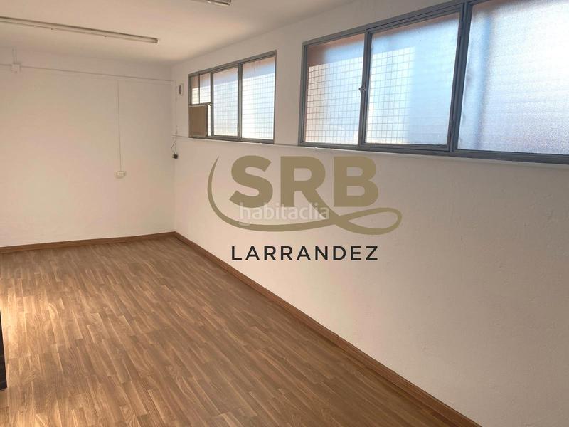 Foto ea1bce0c-21bf-4bbe-8a99-00c9d5dbbe31. Nave industrial nave , con patio y oficinas en Sentmenat