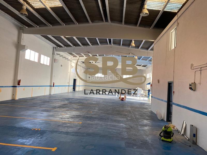Foto ec435379-55a1-4b2b-ac11-813d1781002d. Nave industrial nave , con patio y oficinas en Sentmenat