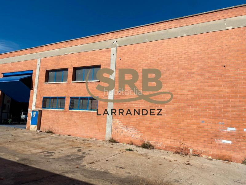 Foto ffce9fa9-4410-4e9e-a5fd-057d3301bdff. Nave industrial nave , con patio y oficinas en Sentmenat