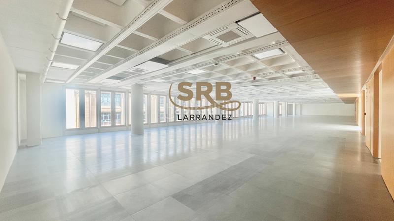 Foto 5c2452d0-17bc-48cd-b02d-50d87d4b3047. Rent office space with heating parking in L´Antiga Esquerra de l´Eixample Barcelona