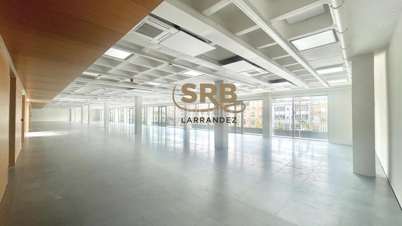 Foto f3fc15d0-044a-45e6-bfb6-73c92dca799a. Rent office space with heating parking in L´Antiga Esquerra de l´Eixample Barcelona