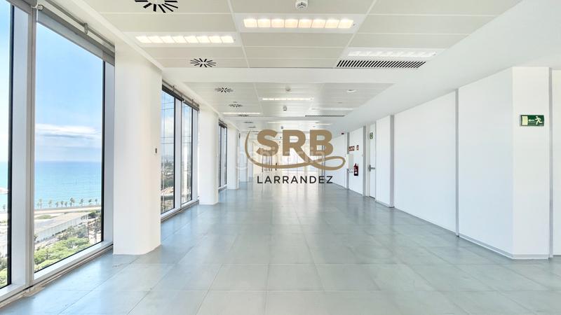 Foto 5a9e0d31-eb7b-41f5-8f2a-a64c914e5339. Location bureau avec chauffage dans Barceloneta Barcelona