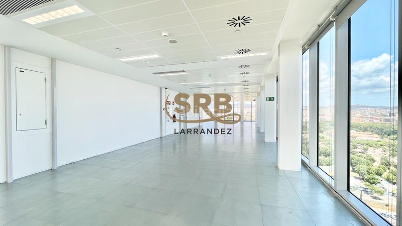 Foto d3f4f8e7-0cf6-4c23-9b6e-870be60c98d4. Affitto ufficio con riscaldamento in Barceloneta Barcelona