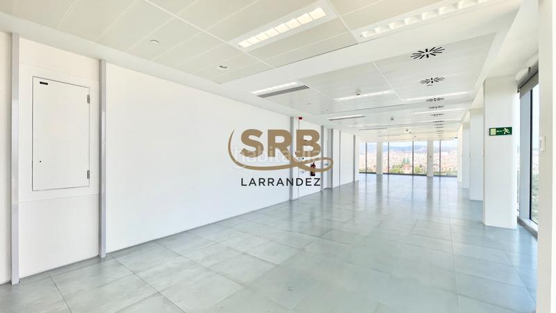 Foto 105b8064-4cc4-4011-a201-015c68d56a3d. Alquiler oficina espacios de trabajo modernos con panorámicas únicas en Barcelona