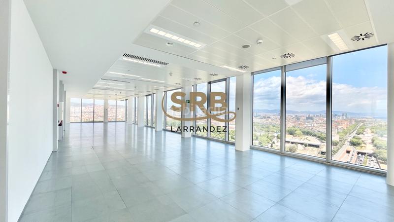 Foto 6963a332-156f-4103-aed2-9e5e13f2c30d. Alquiler oficina espacios de trabajo modernos con panorámicas únicas en Barcelona