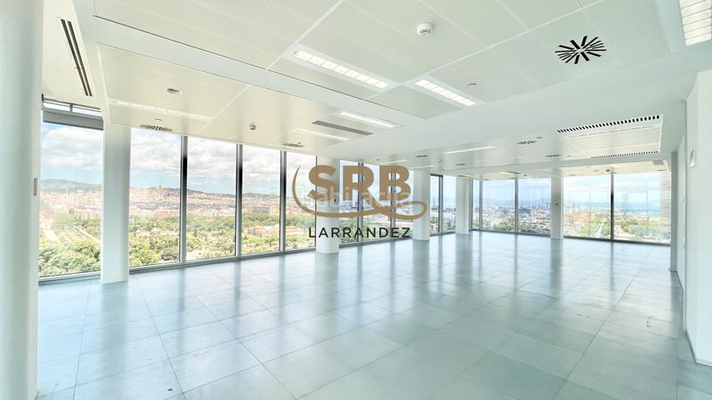 Foto fa3c3085-40da-49aa-9f2a-3411c5b7a792. Alquiler oficina espacios de trabajo modernos con panorámicas únicas en Barcelona