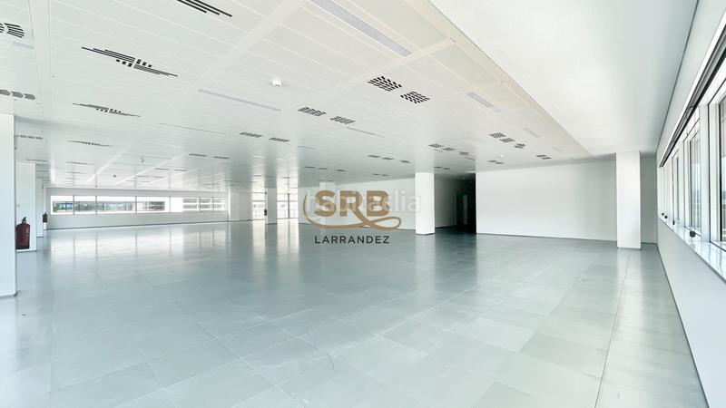 Foto 8dadd099-e015-4ec8-aac0-7e519ce1cde0. Lloguer oficina amb calefacció a Volpelleres Sant Cugat del Vallès