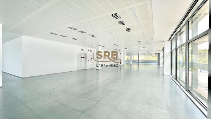 Foto a6814ed3-44ca-4a3b-902e-633cf95553e5. Lloguer oficina amb calefacció a Volpelleres Sant Cugat del Vallès