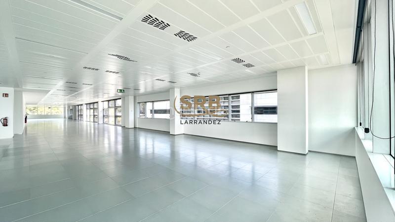 Foto dbb6f996-fcae-4fa1-9323-a09a2469c8d3. Lloguer oficina amb calefacció a Volpelleres Sant Cugat del Vallès