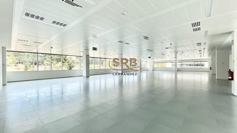 Foto 61c7ffa0-01f2-4d29-a3be-b4b10585b5ba. Miete büro mit heizung in Volpelleres Sant Cugat del Vallès