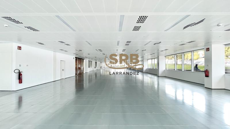 Foto f37f6057-506b-47ac-99bf-055a7f60e92d. Miete büro mit heizung in Volpelleres Sant Cugat del Vallès