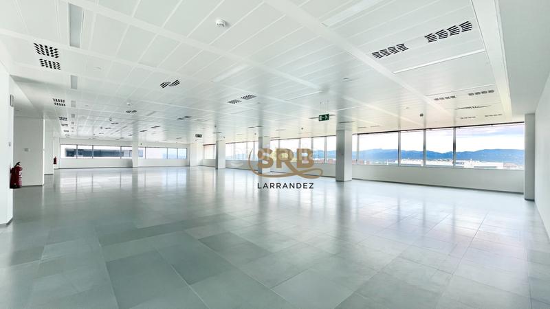 Foto c4298d18-04a9-47ea-b7a2-c54fa31fa9c8. Location bureau avec chauffage dans Volpelleres Sant Cugat del Vallès