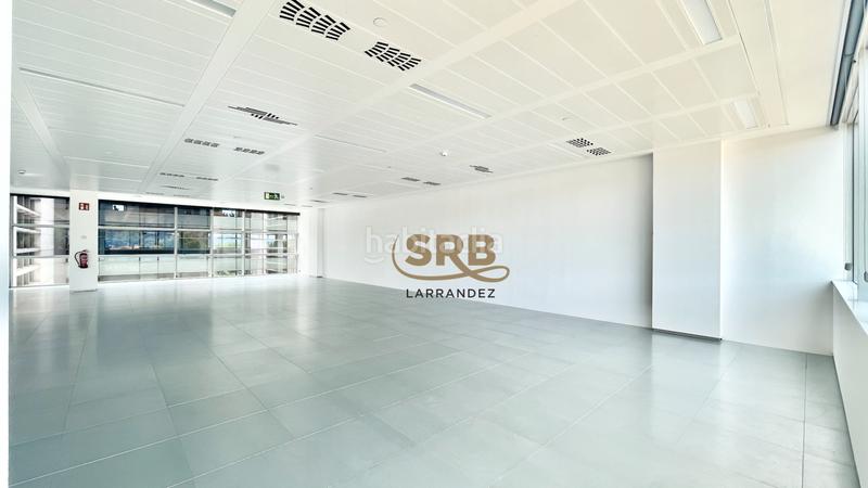 Foto aed663cb-fd7d-4bf6-9cef-7687875ecd7d. Miete büro mit heizung in Volpelleres Sant Cugat del Vallès