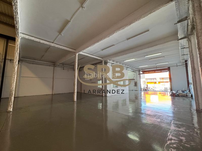Foto d1795305-7d9d-4bb6-aa31-57d63cfc2e99. Miete fabrikhalle in Sant Joan-TV3 Sant Joan Despí