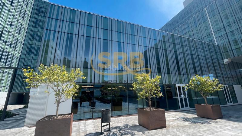 Foto b2fafec6-e7a1-43da-aace-c19f85481ac2. Location bureau avec chauffage dans Provençals del Poblenou Barcelona