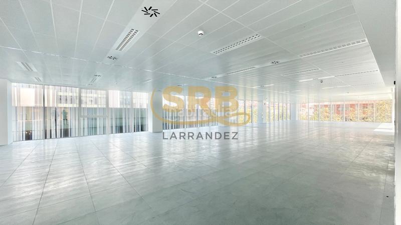 Foto 813f8402-02f5-4e7d-b0d5-15103a57a224. Miete büro mit heizung in Provençals del Poblenou Barcelona