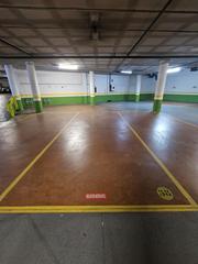 Parking coche en Gran Via de les Corts Catalanes