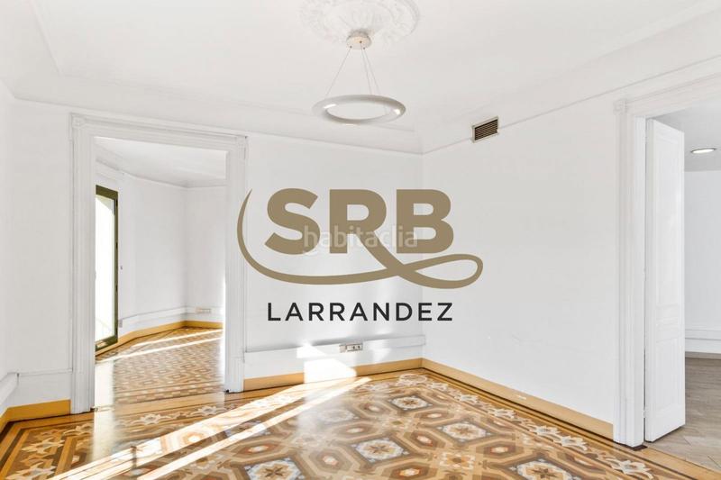 Foto 63e7cbc9-a467-4998-bc54-3ff79c5bdc75. Rent office space with heating in Dreta de l´Eixample Barcelona