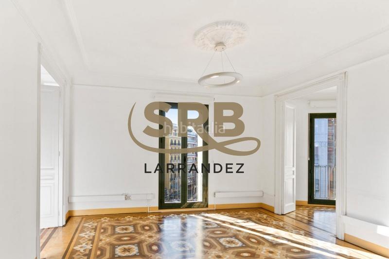 Foto 8e57bd7e-20df-46b2-b923-7c45eecfbfa9. Rent office space with heating in Dreta de l´Eixample Barcelona