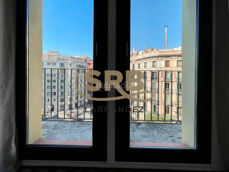 Foto b1825920-b1d1-4e75-b54a-018d9020065a. Rent office space with heating in Dreta de l´Eixample Barcelona