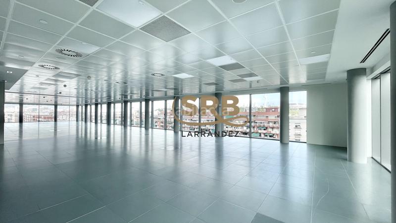 Foto bffd04f1-77c0-44c7-9264-342983f71244. Lloguer oficina amb calefacció aparcament a La Marina del Port Barcelona