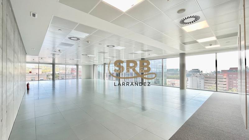 Foto bcceae29-fcfc-47da-928c-a9a2baf9bc27. Rent office space with heating parking in La Marina del Port Barcelona