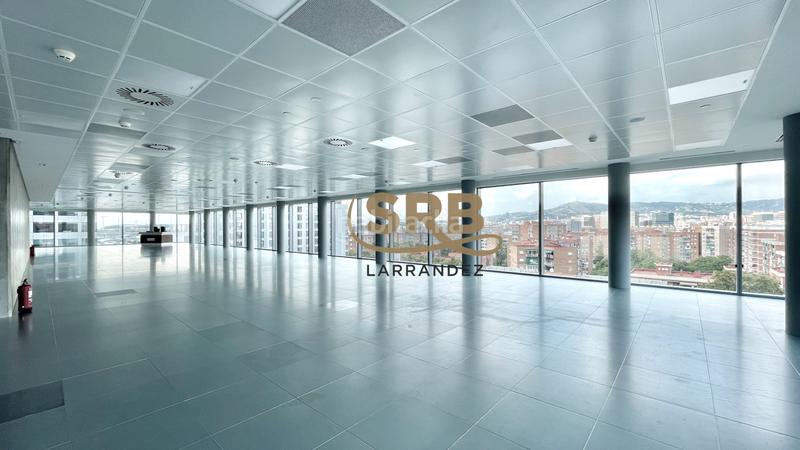 Foto c8db82e9-6f3e-46d6-a1f8-4dc558f04b3d. Rent office space with heating parking in La Marina del Port Barcelona