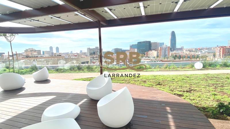 Foto 75a6a7f5-4519-436f-9ff2-87e6311650b4. Affitto ufficio con riscaldamento in Provençals del Poblenou Barcelona