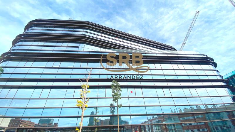 Foto a8b6aa74-a7c0-40b5-ab26-8f3873cf79a4. Location bureau avec chauffage dans Provençals del Poblenou Barcelona