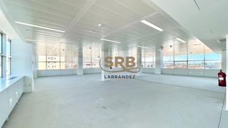 Rent Office space  Avinguda diagonal. Oficina exterior luminosa con excelentes servicios en avenida di