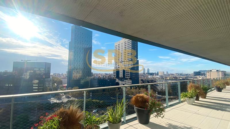 Foto 78d231c6-6a8a-4f0c-998d-3e1b99d8ade5. Location bureau avec chauffage dans Provençals del Poblenou Barcelona