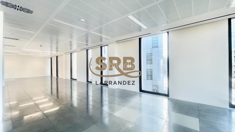 Foto 2130703e-b819-4097-b8b3-4039ef134d94. Rent office space with heating in El Parc i la Llacuna del Poblenou Barcelona