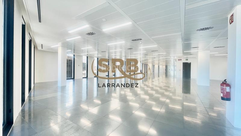 Foto b1760988-4654-4d04-ac2b-c12b69d57c4c. Rent office space with heating in El Parc i la Llacuna del Poblenou Barcelona